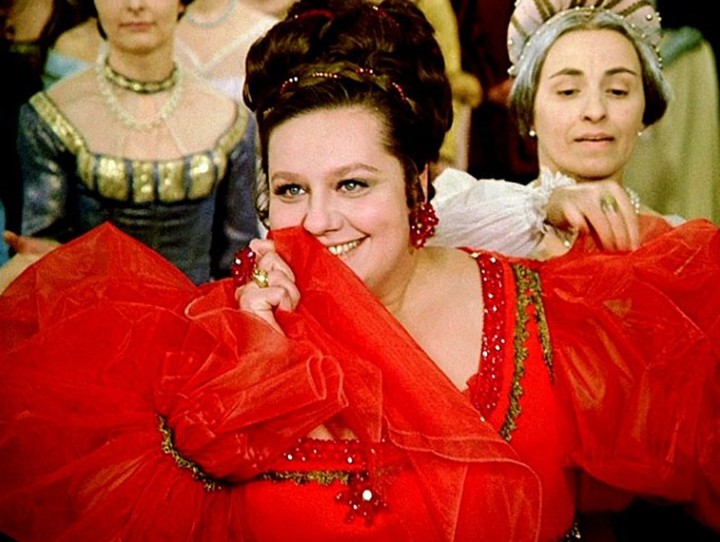 Tri oriešky pre Popolušku